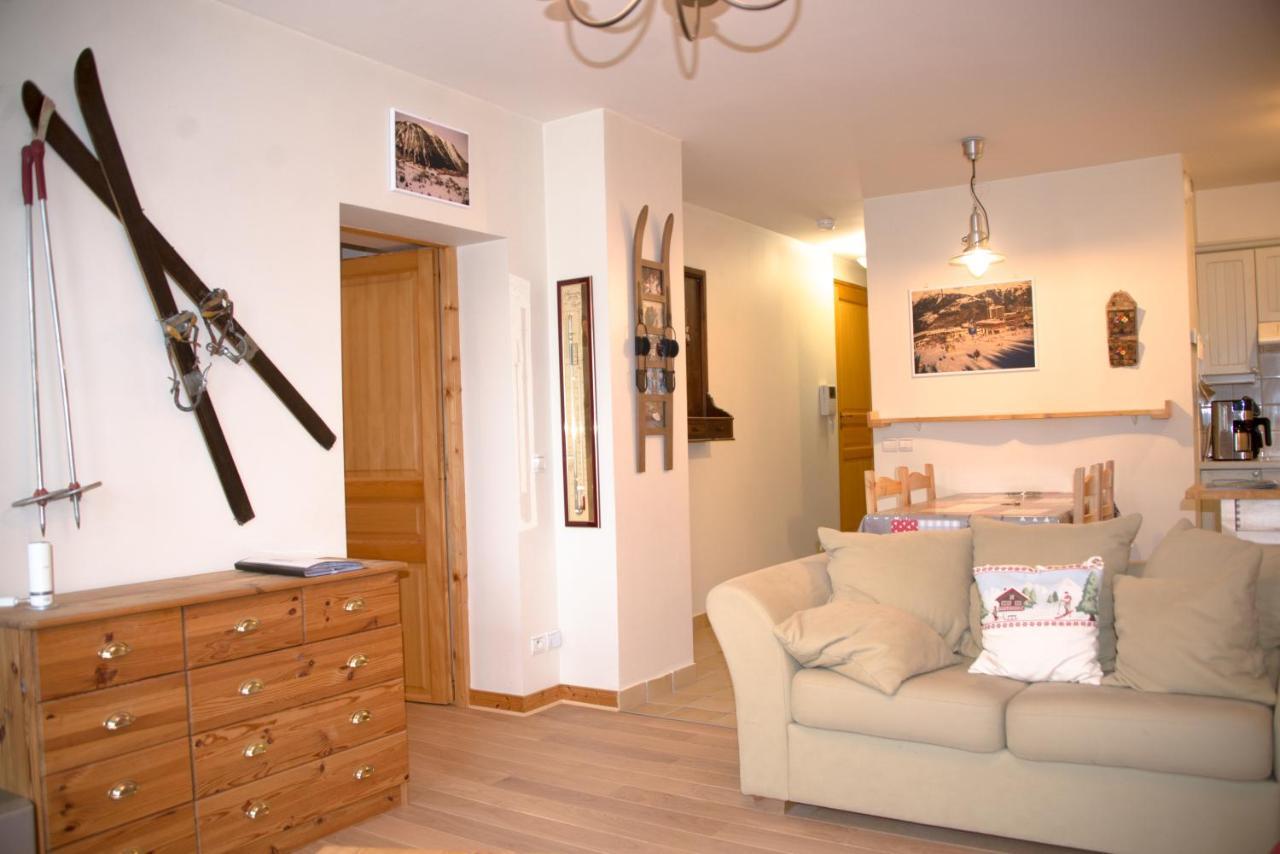 Courchevel 1550 – VERITABLE SKI AUX PIEDS – APPARTEMENT LES TOVETS T2 – 47m2 – 4P Esterno foto